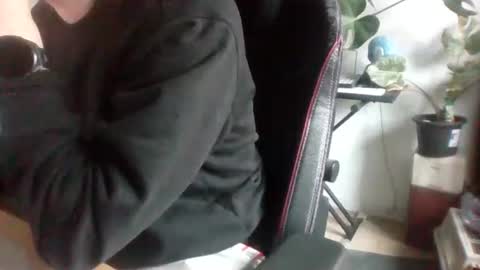 fem_alice_louis_dom online show from 11/18/25, 08:41