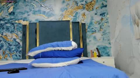 Femboy Max online show from 11/30/25, 12:20