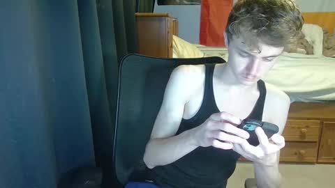 Snapshot of femboyangel chatting on 12/15/24, 09:09 femboyangel online show from 12/15/24, 09:09