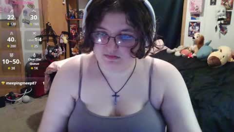 Snapshot of femcelsam chatting on 06/22/26, 04:31 femcelsam online show from 06/22/26, 04:31