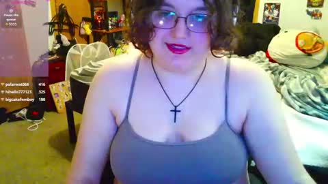 Snapshot of femcelsam chatting on 07/05/26, 01:23 femcelsam online show from 07/05/26, 01:23
