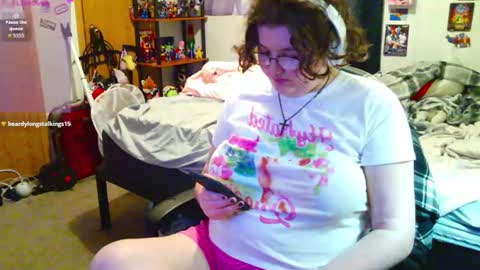Snapshot of femcelsam chatting on 07/09/26, 04:38 femcelsam online show from 07/09/26, 04:38
