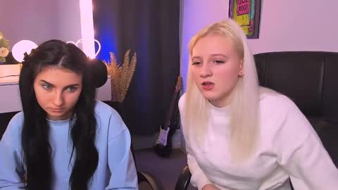 Snapshot of femida_love chatting on 03/11/25, 09:56 Femida online show from 03/11/25, 09:56