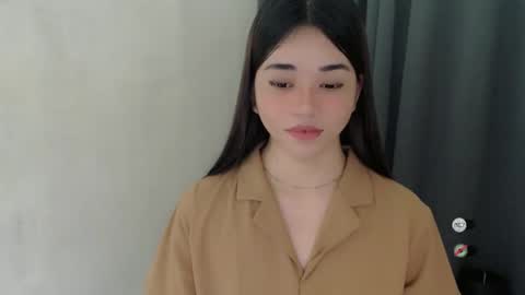 Snapshot of femylove chatting on 12/08/24, 04:50 YOUR BEAUTIFUL ASIANFHEMY online show from 12/08/24, 04:50