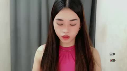 Snapshot of femylove chatting on 12/16/24, 09:20 YOUR BEAUTIFUL ASIANFHEMY online show from 12/16/24, 09:20