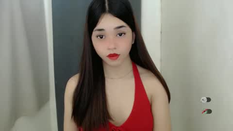 Snapshot of femylove chatting on 01/16/25, 06:16 YOUR BEAUTIFUL ASIANFHEMY online show from 01/16/25, 06:16