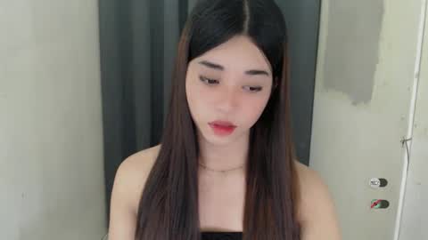 Snapshot of femylove chatting on 01/25/25, 12:59 YOUR BEAUTIFUL ASIANFHEMY online show from 01/25/25, 12:59