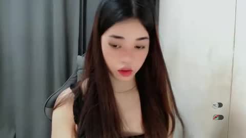 Snapshot of femylove chatting on 01/25/25, 07:07 YOUR BEAUTIFUL ASIANFHEMY online show from 01/25/25, 07:07