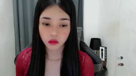 Snapshot of femylove chatting on 03/12/25, 05:38 YOUR BEAUTIFUL ASIANFHEMY online show from 03/12/25, 05:38