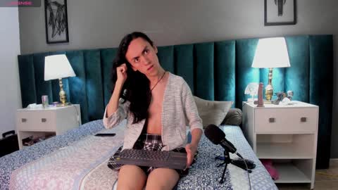 Karol online show from 12/09/24, 01:29