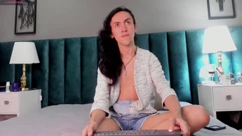 Karol online show from 12/15/24, 09:09