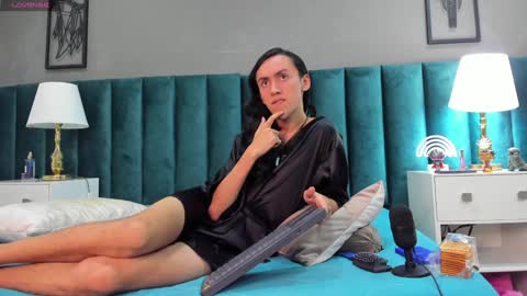 Karol online show from 02/05/25, 06:13