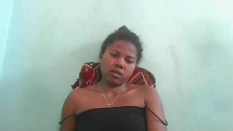 fenou122745 online show from 10/10/25, 06:23