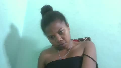 fenou122745 online show from 10/12/25, 07:51