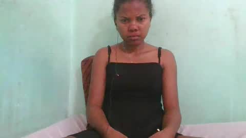 fenou122745 online show from 10/24/25, 07:49