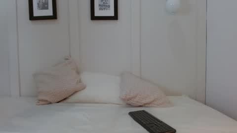 Snapshot of fer_luxx chatting on 02/20/26, 11:22 Fer online show from 02/20/26, 11:22