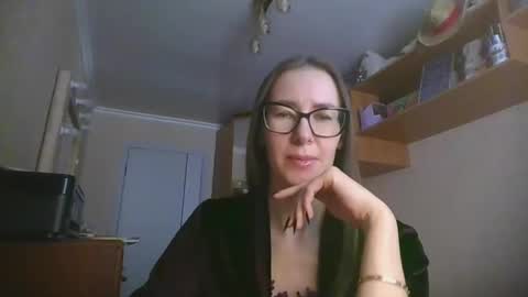 feraliss online show from 12/15/25, 09:24