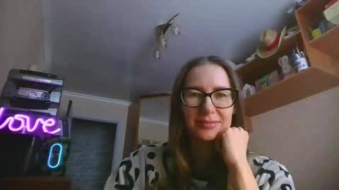 Snapshot of feraliss chatting on 02/06/26, 10:51 feraliss online show from 02/06/26, 10:51