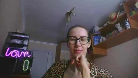 Snapshot of feraliss chatting on 02/25/26, 08:24 feraliss online show from 02/25/26, 08:24