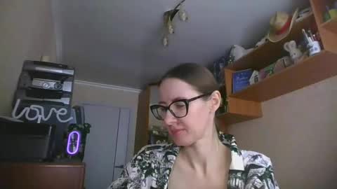 Snapshot of feraliss chatting on 03/16/26, 10:52 feraliss online show from 03/16/26, 10:52