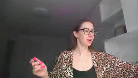 Snapshot of feraliss chatting on 04/05/26, 01:52 feraliss online show from 04/05/26, 01:52