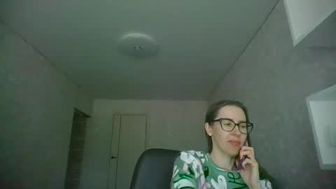 Snapshot of feraliss chatting on 05/31/26, 10:22 feraliss online show from 05/31/26, 10:22