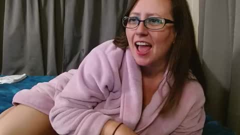  Call me Fern  online show from 12/14/25, 03:01