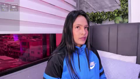 fernanda_liie_ online show from 11/24/25, 11:43