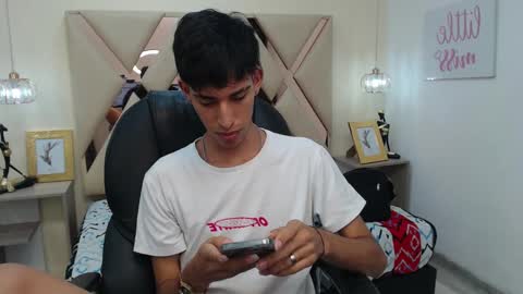 FER PHOENIX online show from 03/03/25, 03:30