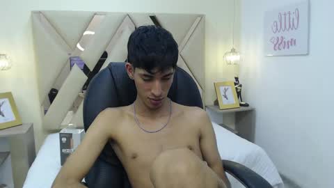 FER PHOENIX online show from 03/11/25, 06:21