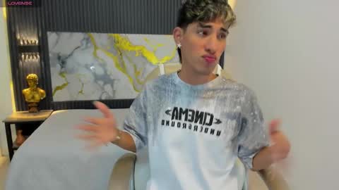 FER PHOENIX online show from 10/04/25, 03:15