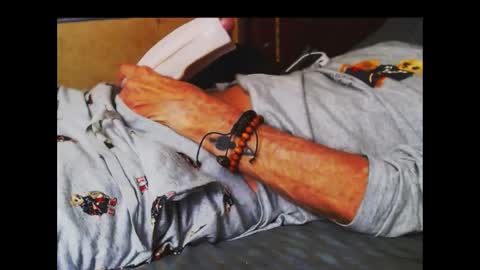 ferra_testarossa online show from 10/25/25, 03:58