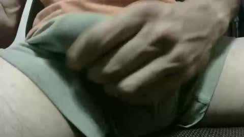 fescarf1991 online show from 10/25/25, 03:47