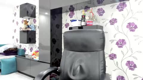 Snapshot of fetishcatalea chatting on 03/06/25, 09:20 Catalea DM online show from 03/06/25, 09:20