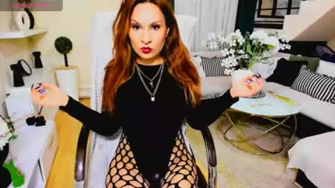 Snapshot of fetishfantasyeve chatting on 06/15/26, 05:37 Fetishfantasyme my X online show from 06/15/26, 05:37