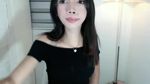 feyaaa online show from 02/11/25, 07:38