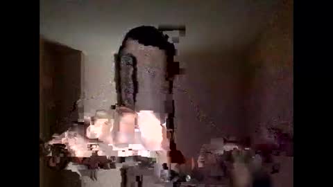 Raised in 90s online show from 11/30/25, 09:24