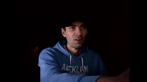 Raised in 90s online show from 01/16/26, 10:25