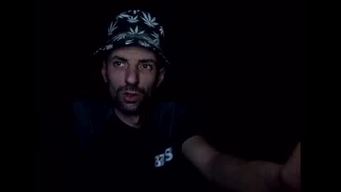 Raised in 90s online show from 04/13/26, 08:03