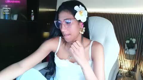 Freyja  online show from 02/19/26, 05:31