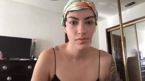 fgsammie online show from 10/15/25, 05:35