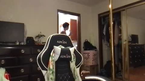 fgsammie online show from 10/26/25, 04:51