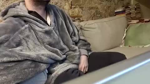 Fid online show from 12/25/24, 09:43