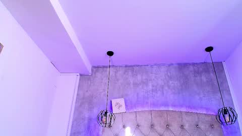   online show from 11/08/25, 11:54