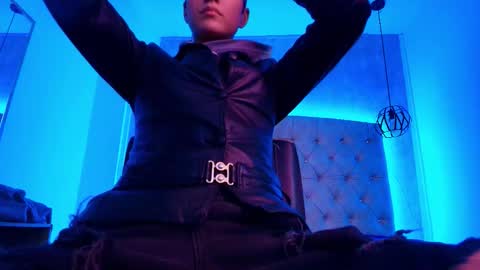   online show from 12/14/25, 07:29