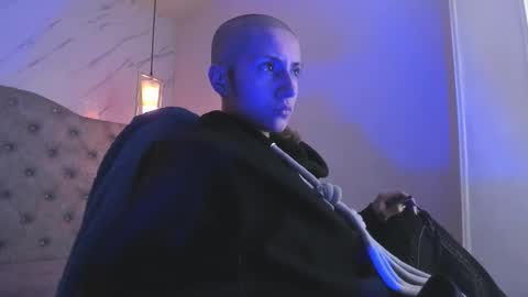   online show from 03/18/26, 11:46