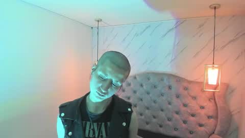   online show from 03/19/26, 12:09