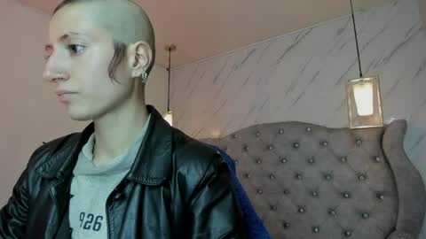   online show from 03/29/26, 12:27