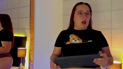 Luciana online show from 10/08/25, 05:49