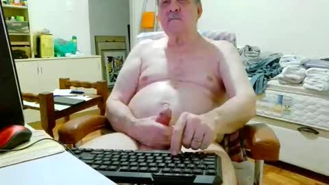 filhober online show from 04/20/26, 01:08